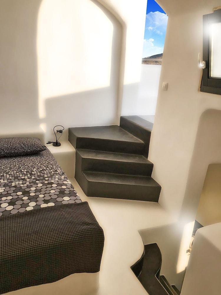 The Luna Suite Εμπορειό Εξωτερικό φωτογραφία