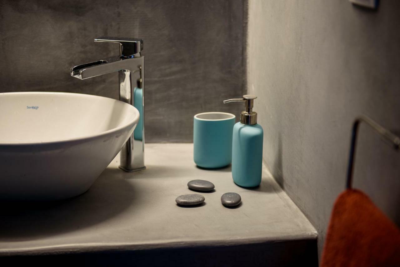 The Luna Suite Εμπορειό Εξωτερικό φωτογραφία