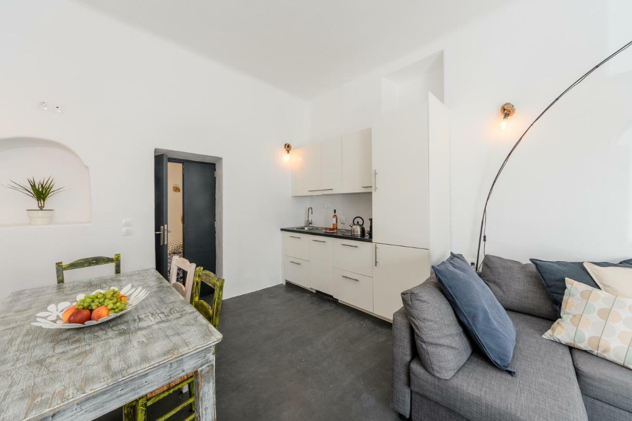 The Luna Suite Εμπορειό Εξωτερικό φωτογραφία
