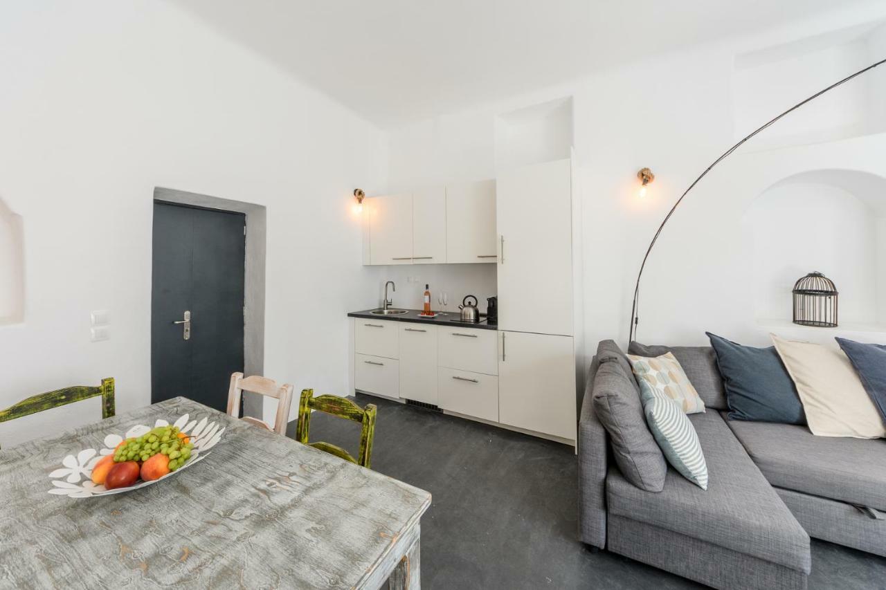 The Luna Suite Εμπορειό Εξωτερικό φωτογραφία